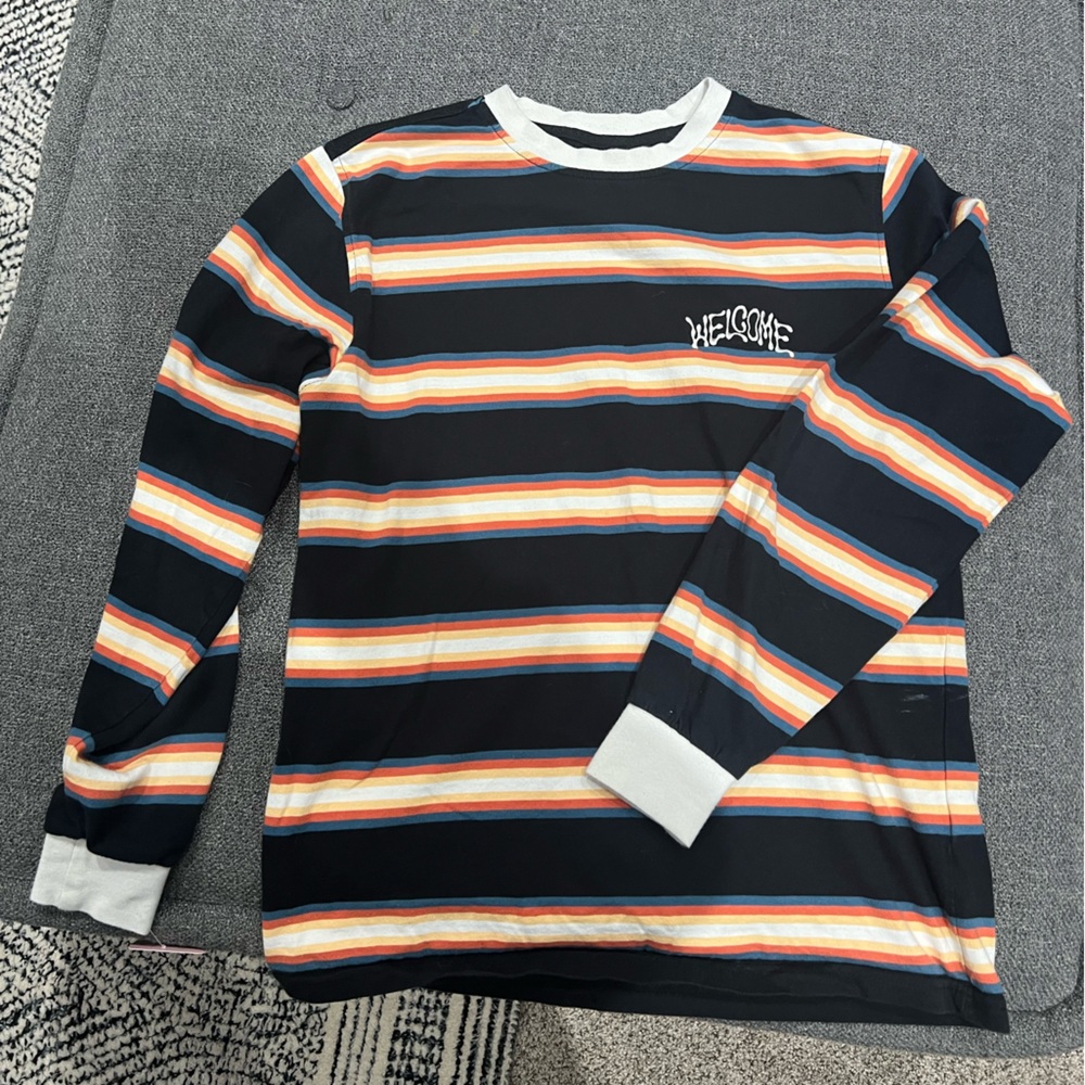 Zumiez long sleeve t-shirt, size adult S (runs a little small)